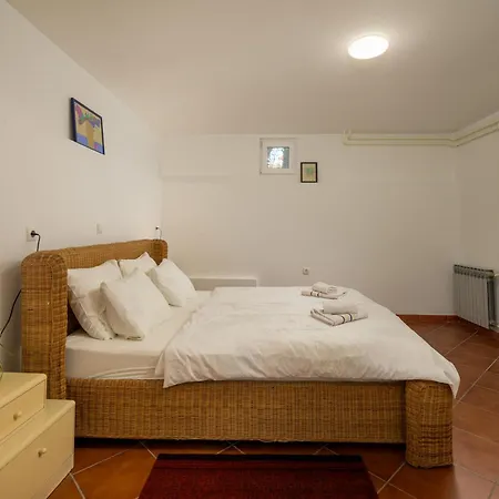 Mira La Luna Apartment